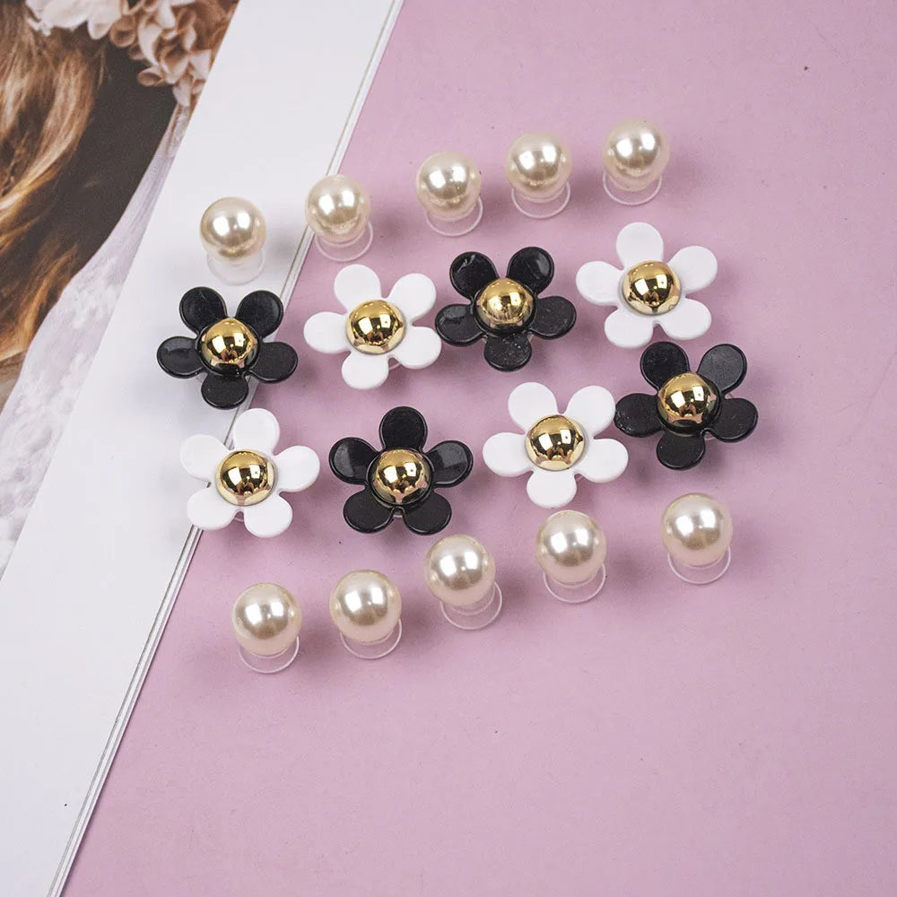 New Acrylic Daisy Five Petal Flower Hole Shoe Charms Decorations Cute Sunflower Shoes Buckle DIY 3D Hole Shoe Accessories